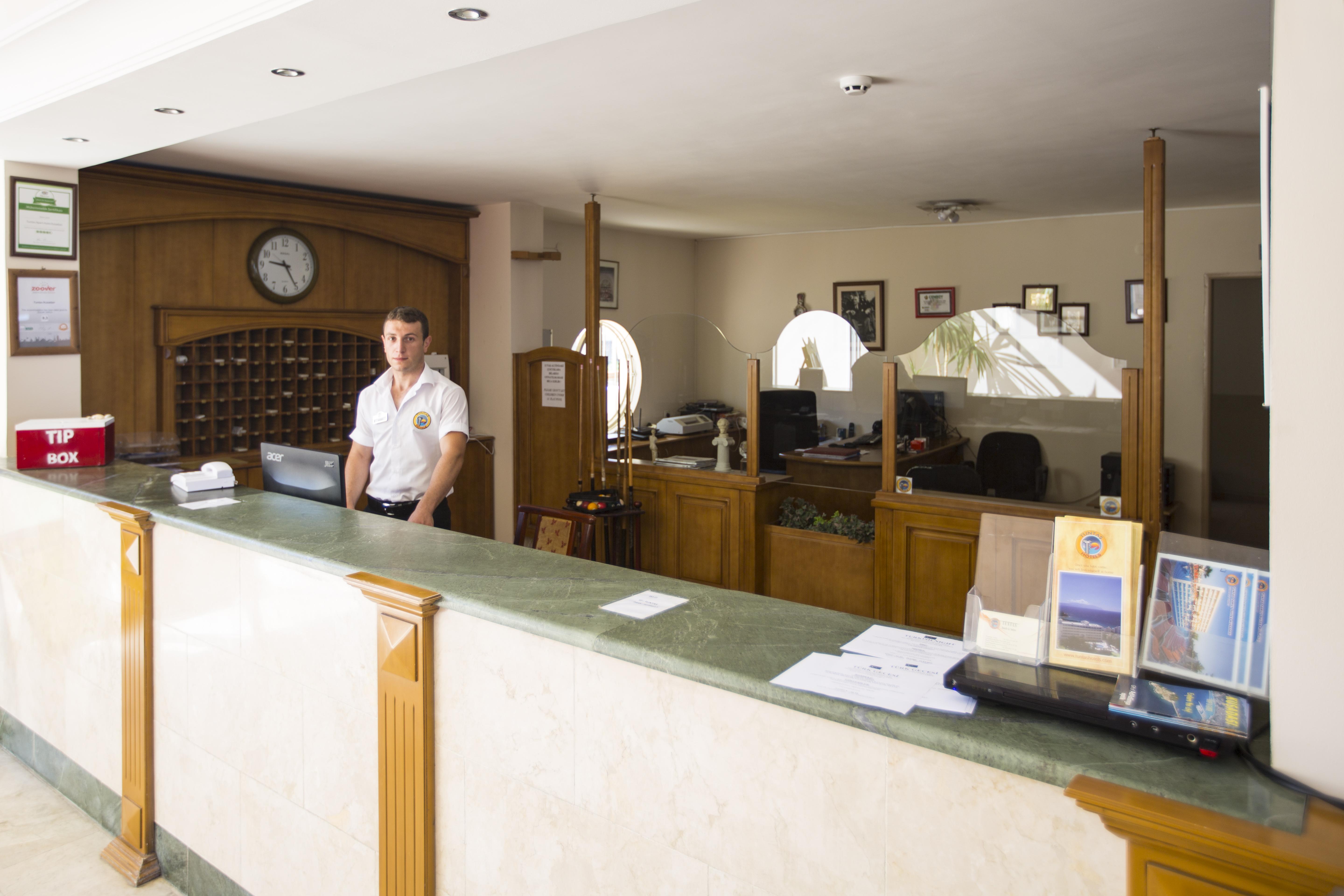 Tuntas Family Suites Кушадасы Экстерьер фото