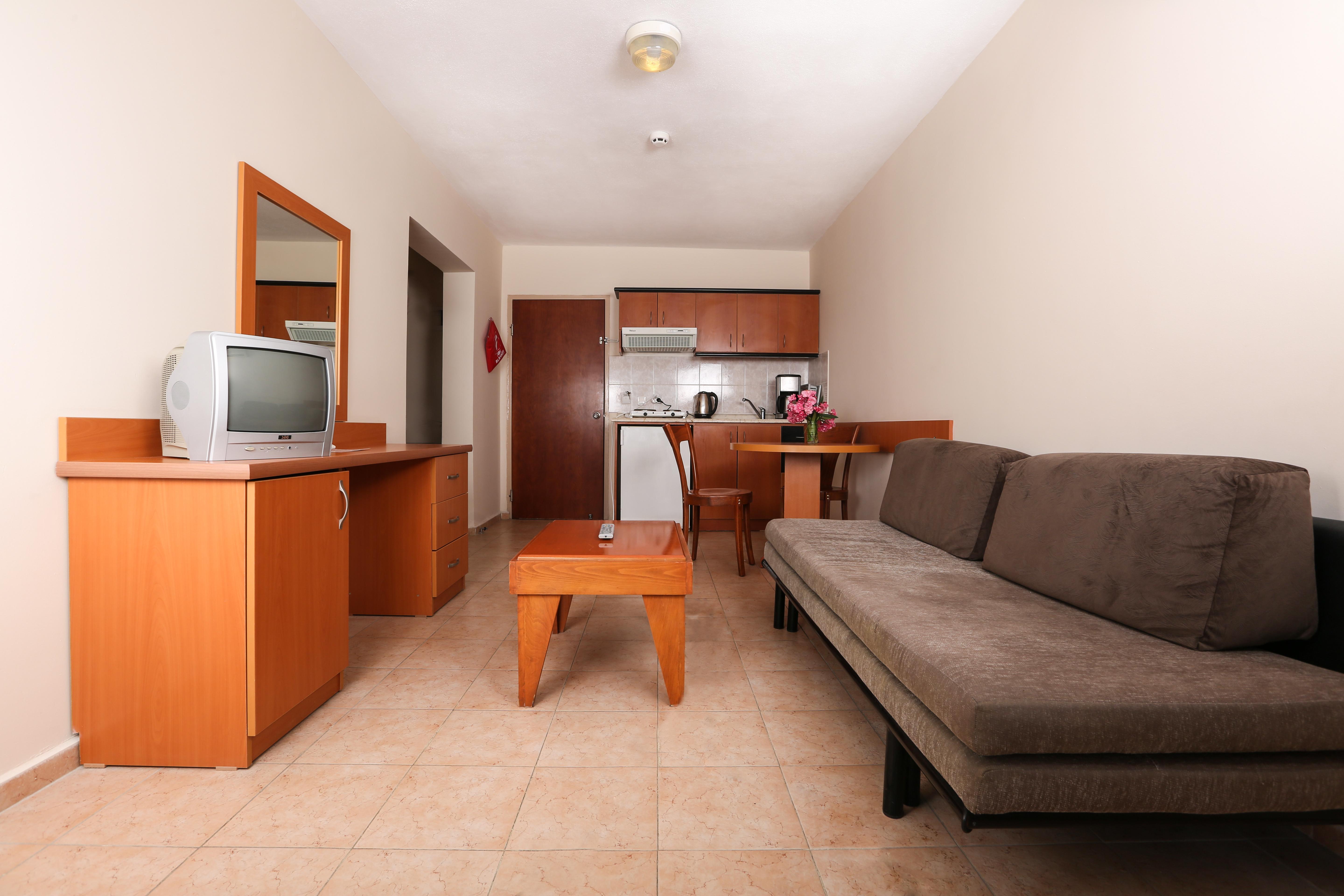 Tuntas Family Suites Кушадасы Экстерьер фото